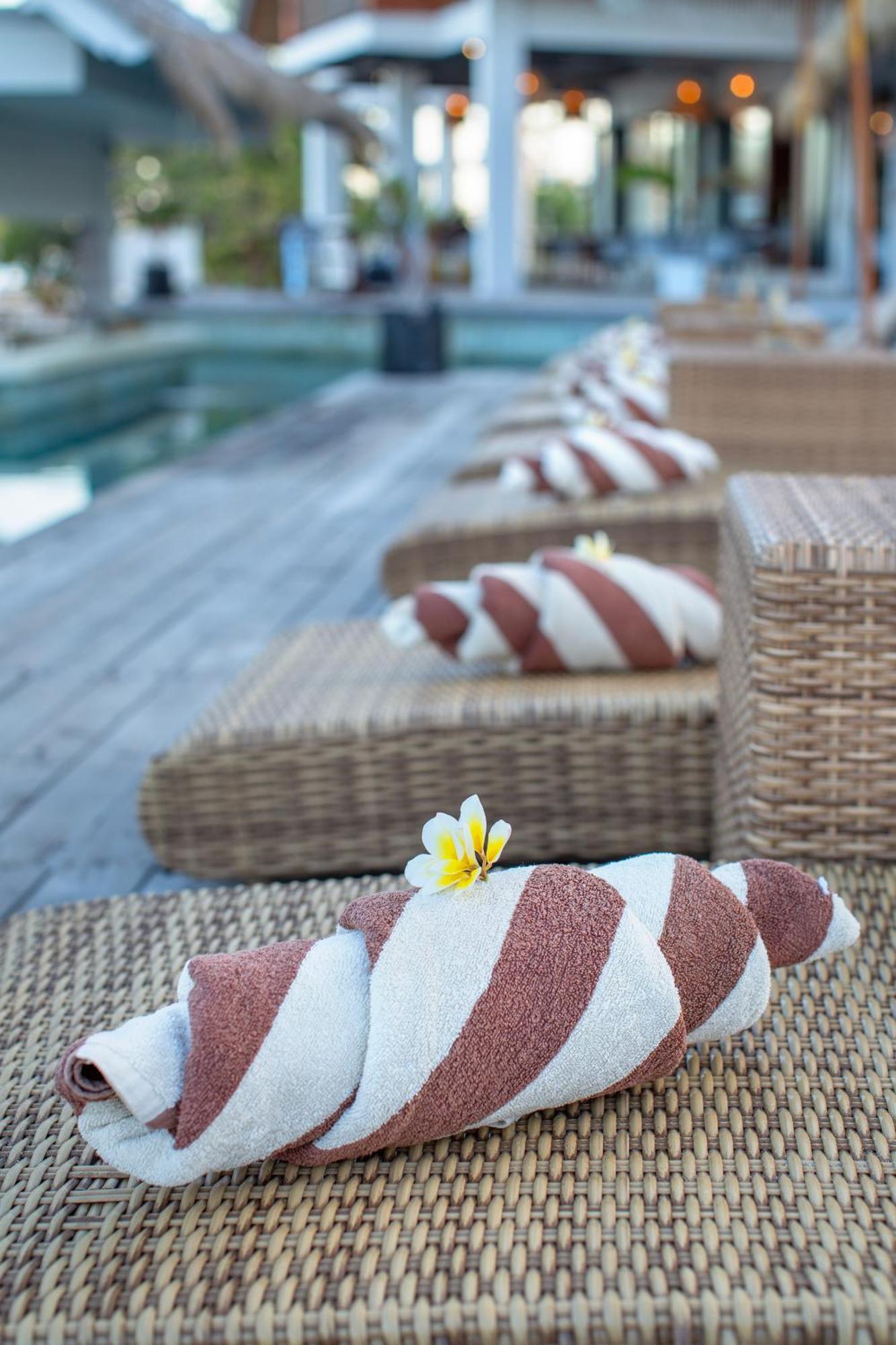Frii Resort Джили Трауанган Екстериор снимка